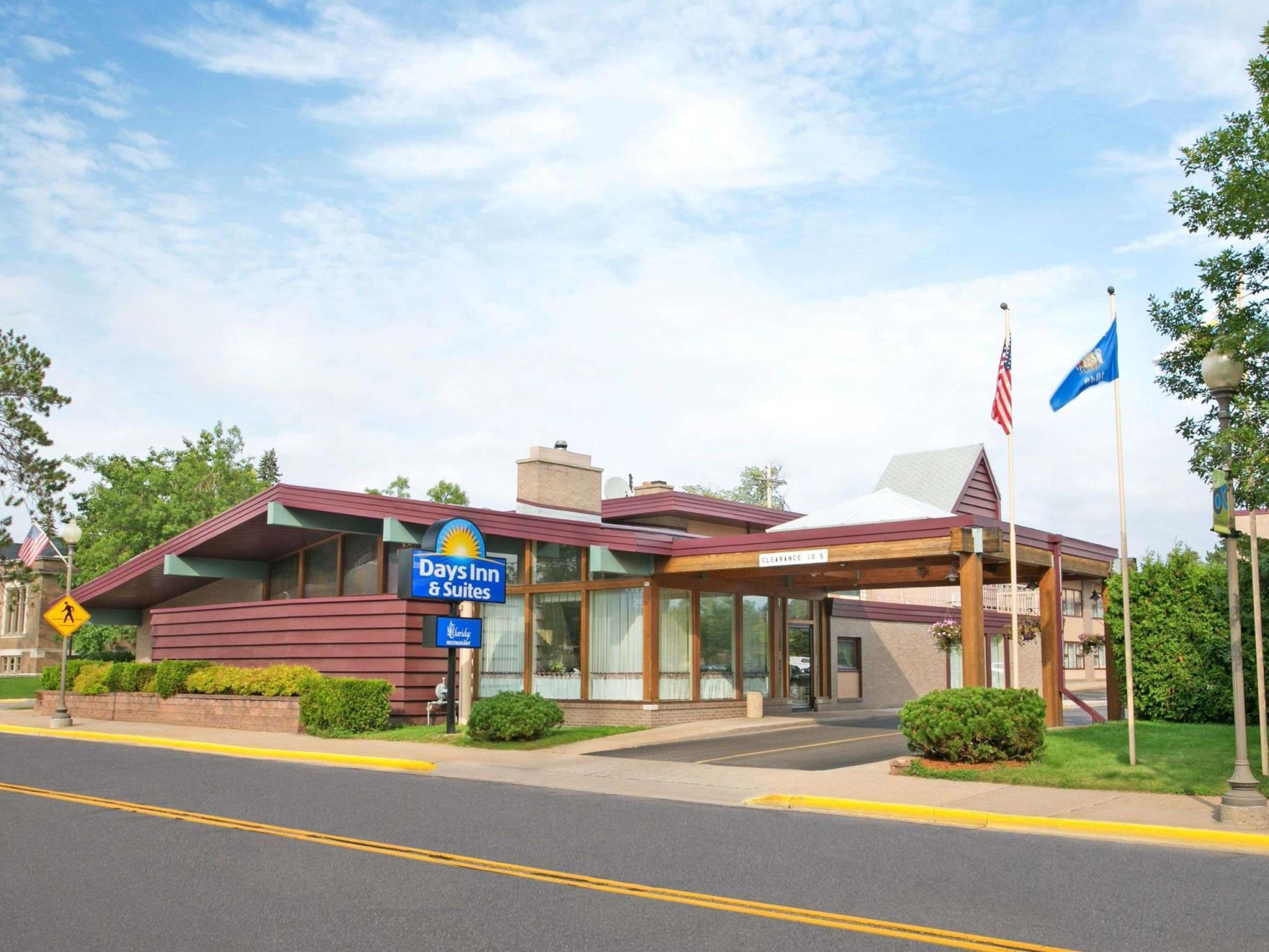 Hotel Clarion Pointe Rhinelander Downtown Exterior foto