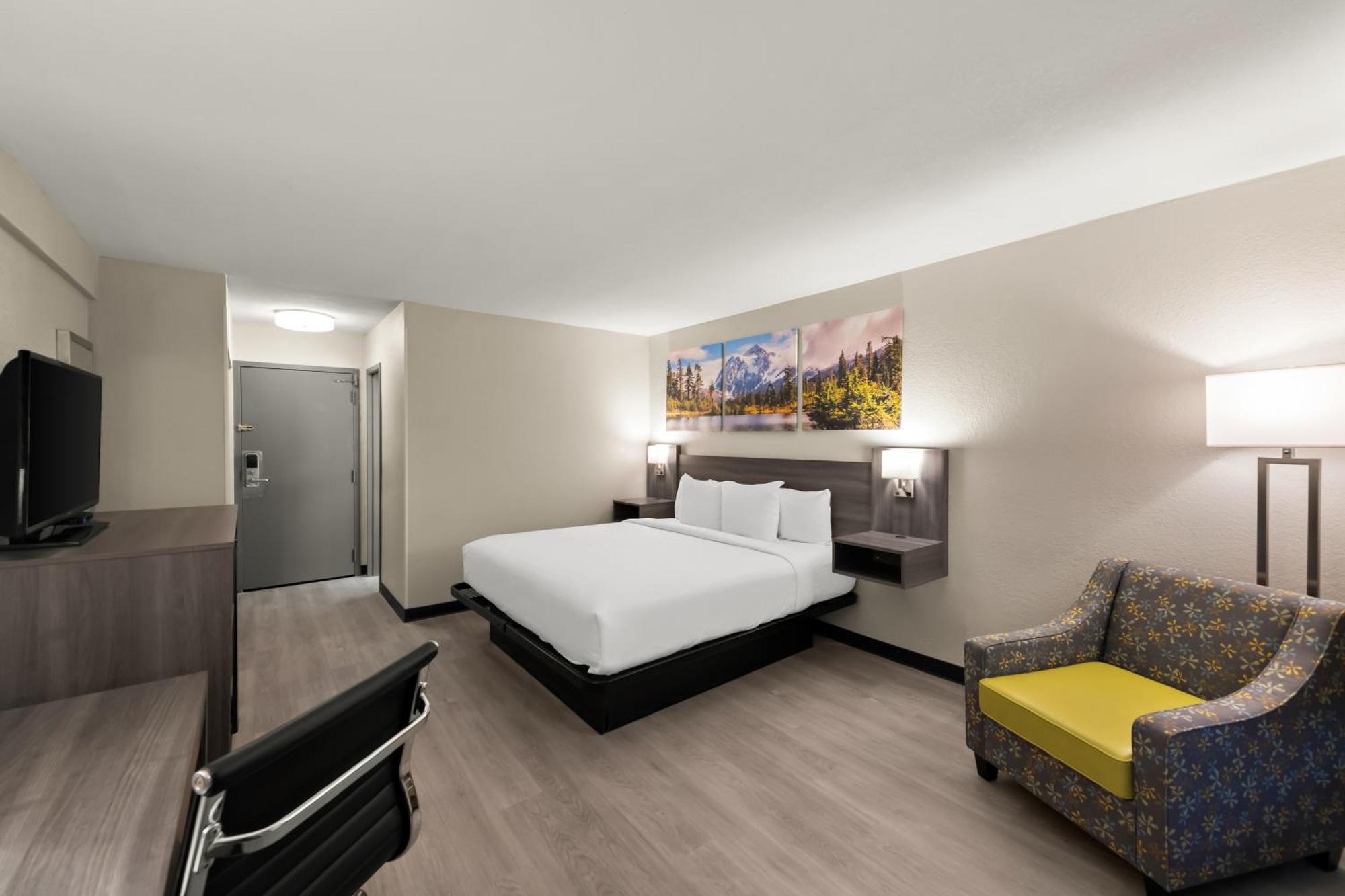 Hotel Clarion Pointe Rhinelander Downtown Exterior foto